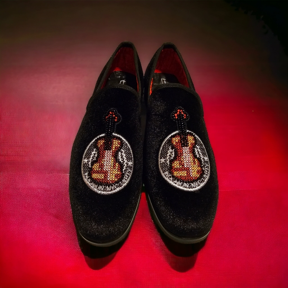 NEW FOEVTRUE Men's Black Velvet Loafers Size 10 US / 43 EU - NWOB